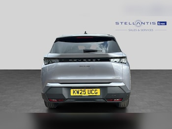 Used Peugeot 5008 2025 for sale - 78136814: Photo