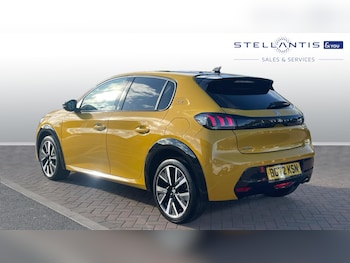 Used Peugeot 208 2022 for sale - 76447033: Photo