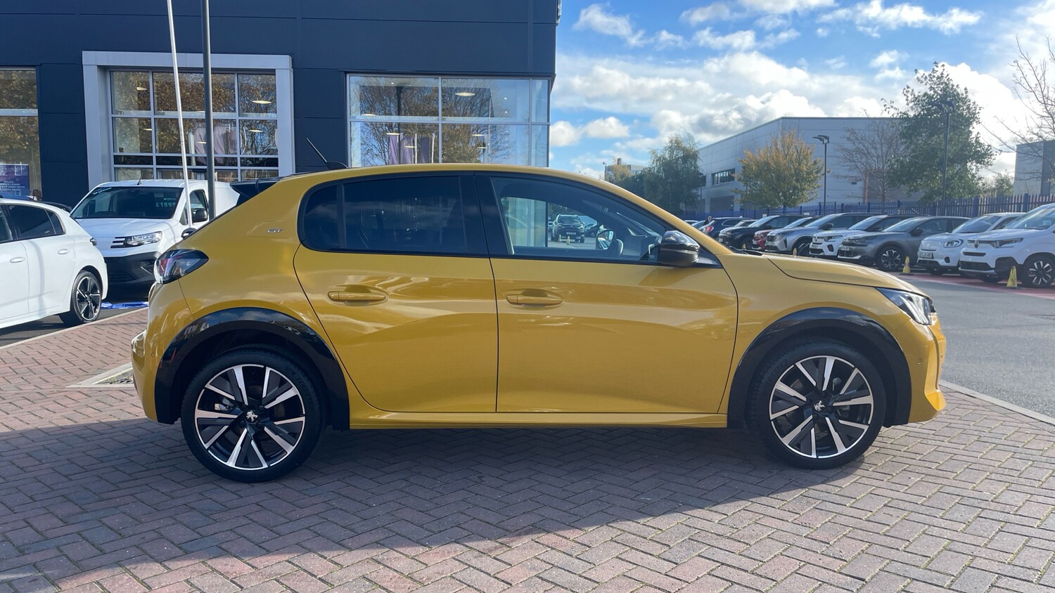 Used Peugeot 208 2022 for sale - 76447033: Photo 6