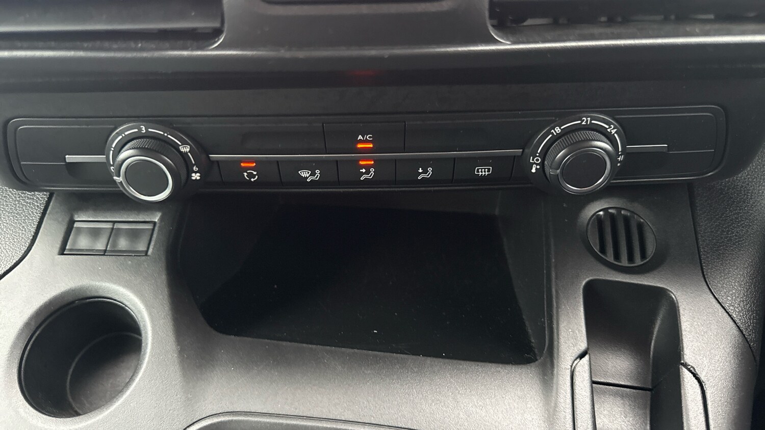 Used Citroen Berlingo 2020 for sale - 75901342: Photo 34