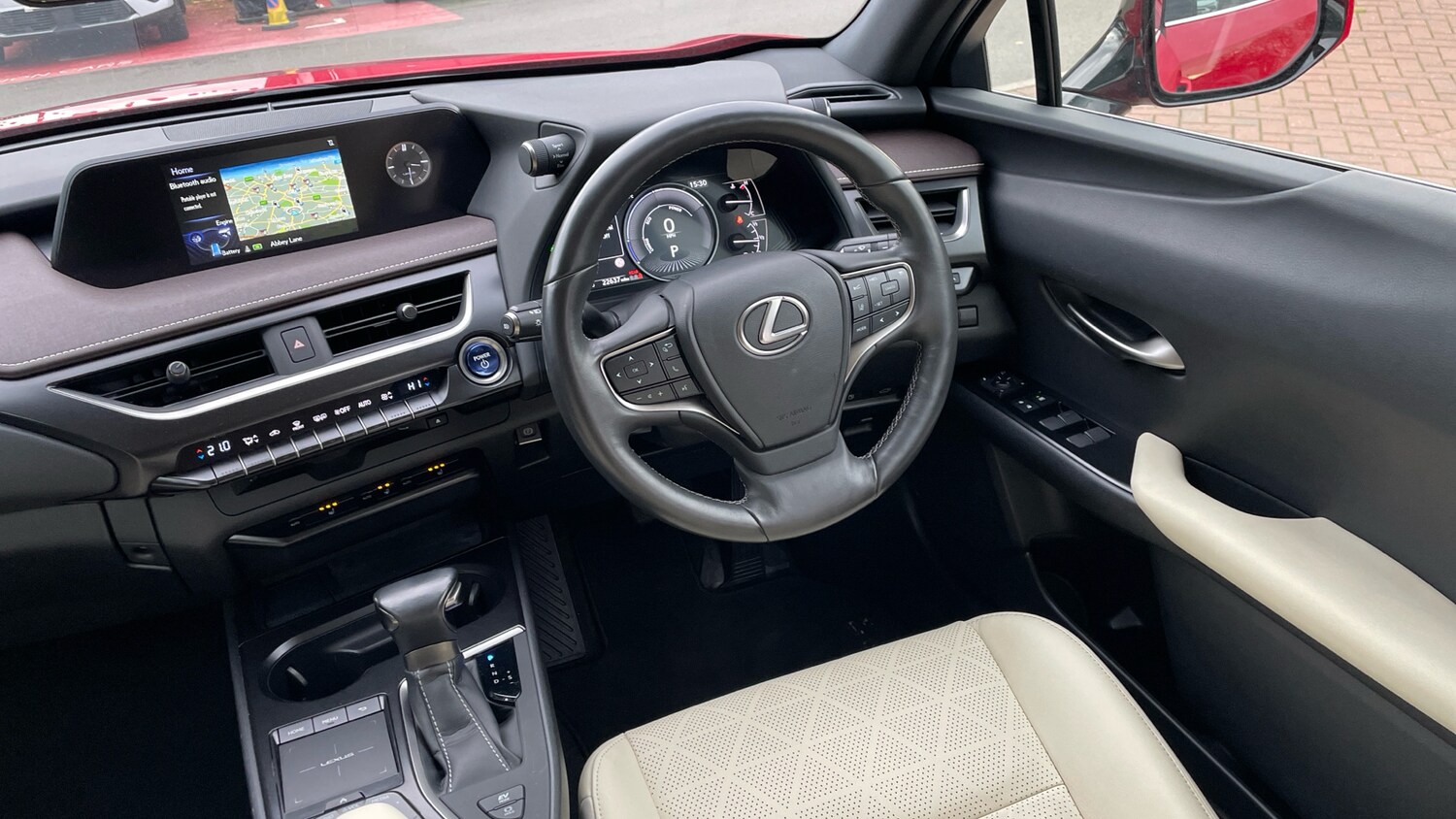Used Lexus UX 2020 for sale - 76338269: Photo 11