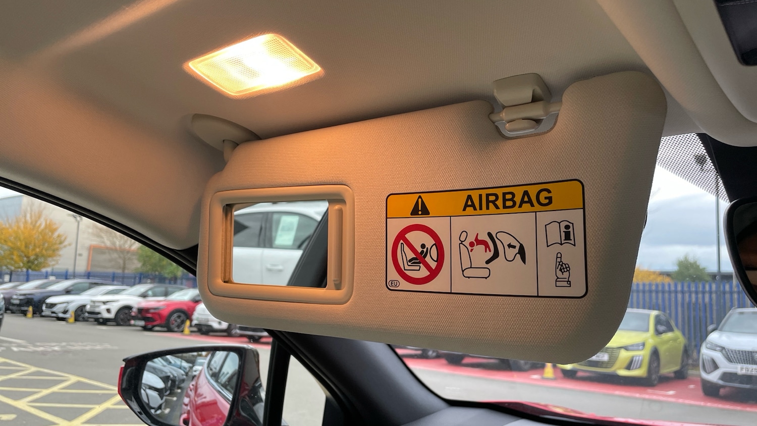 Used Lexus UX 2020 for sale - 76338269: Photo 36