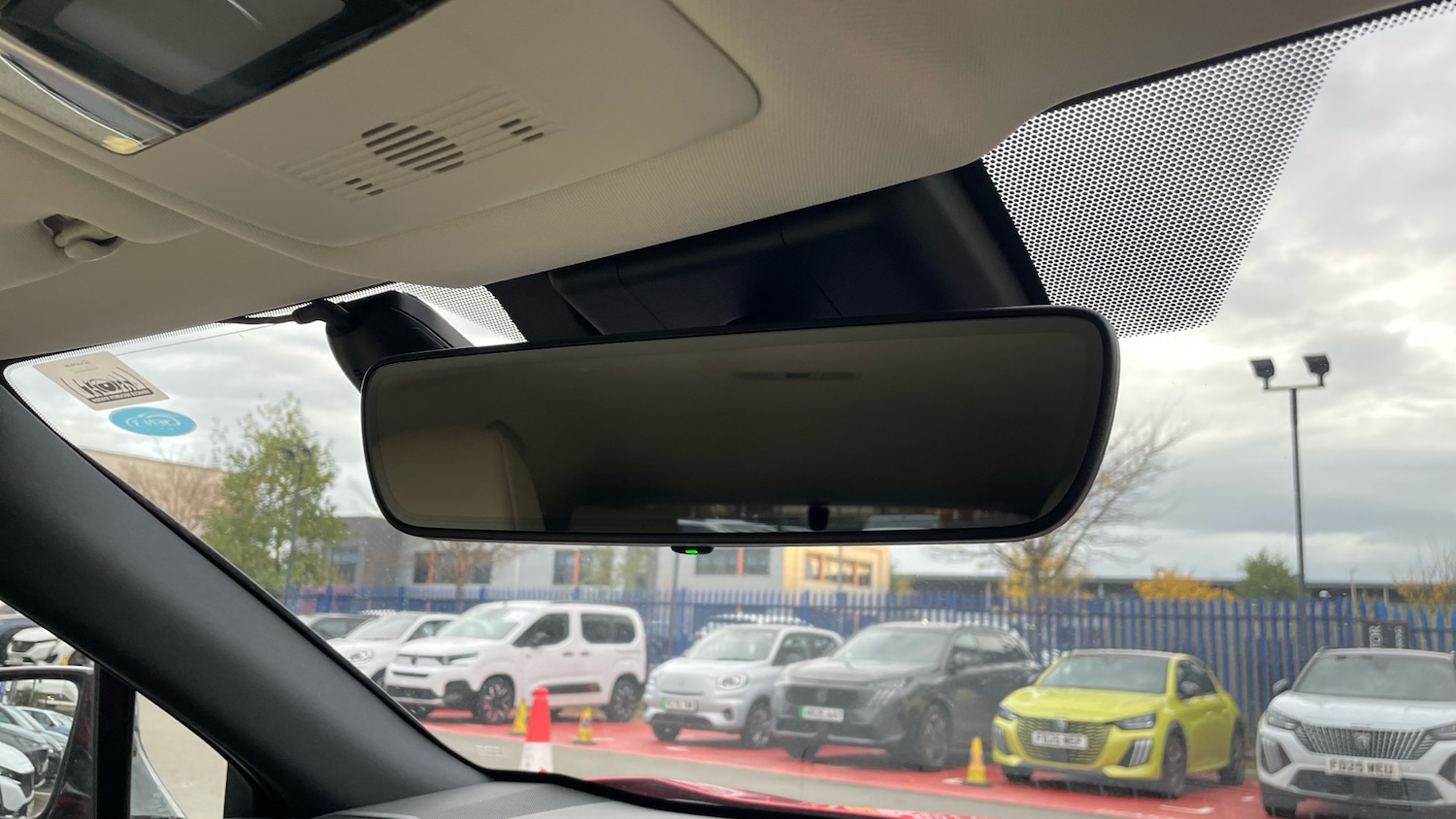 Used Lexus UX 2020 for sale - 76338269: Photo 37