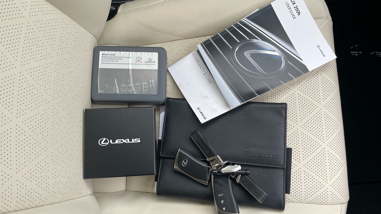 Used Lexus UX 2020 for sale - 76338269: Photo 55