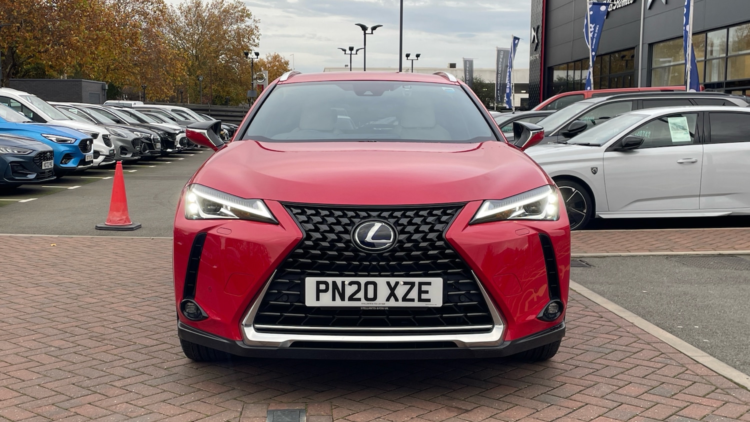 Used Lexus UX 2020 for sale - 76338269: Photo 8