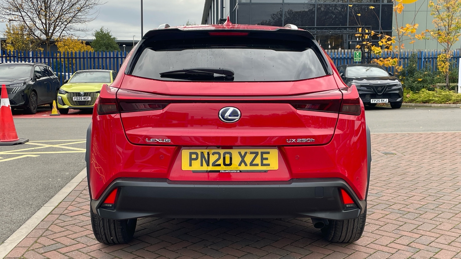 Used Lexus UX 2020 for sale - 76338269: Photo 9
