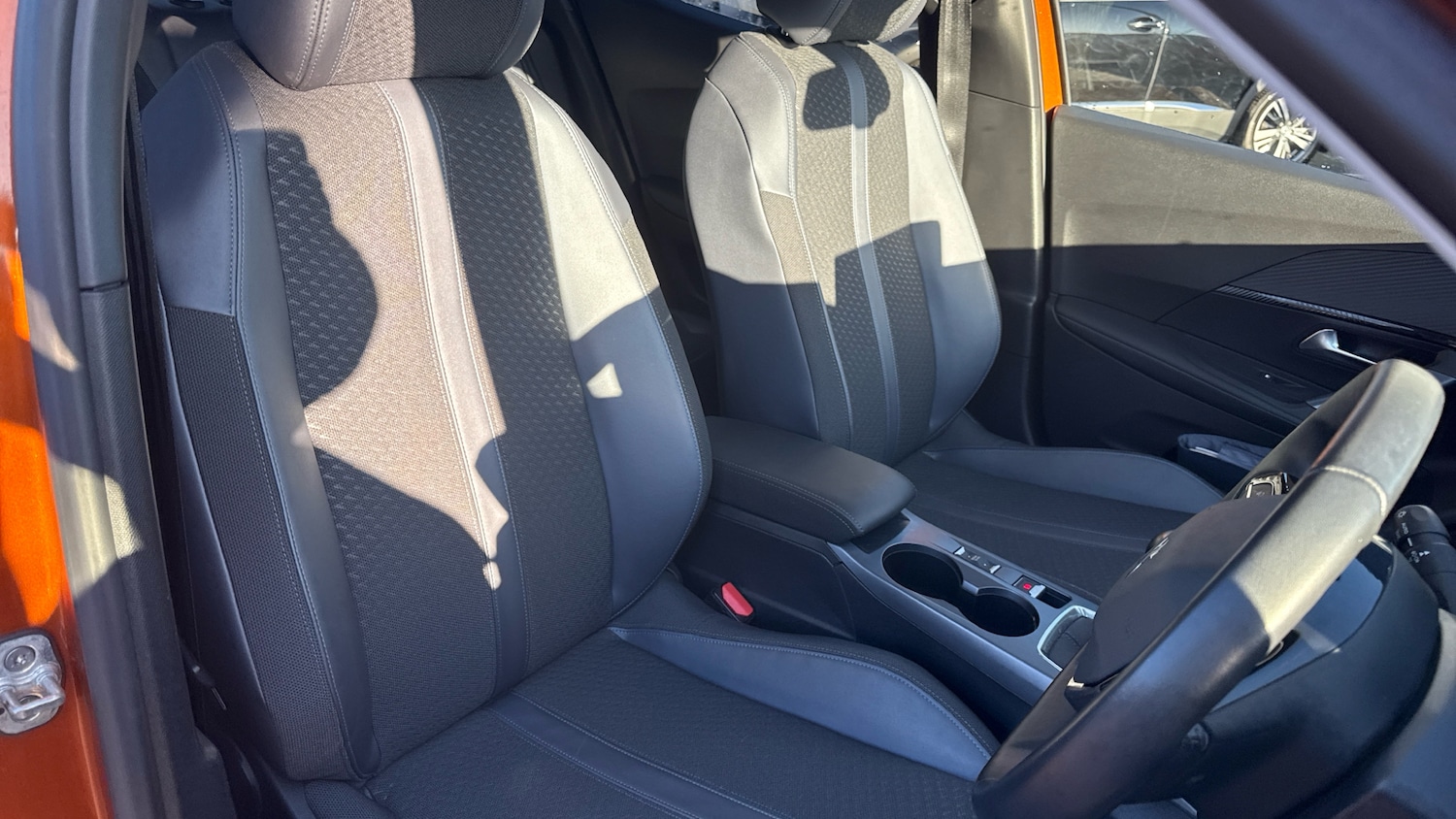 Used Peugeot 2008 2020 for sale - 77092065: Photo 42