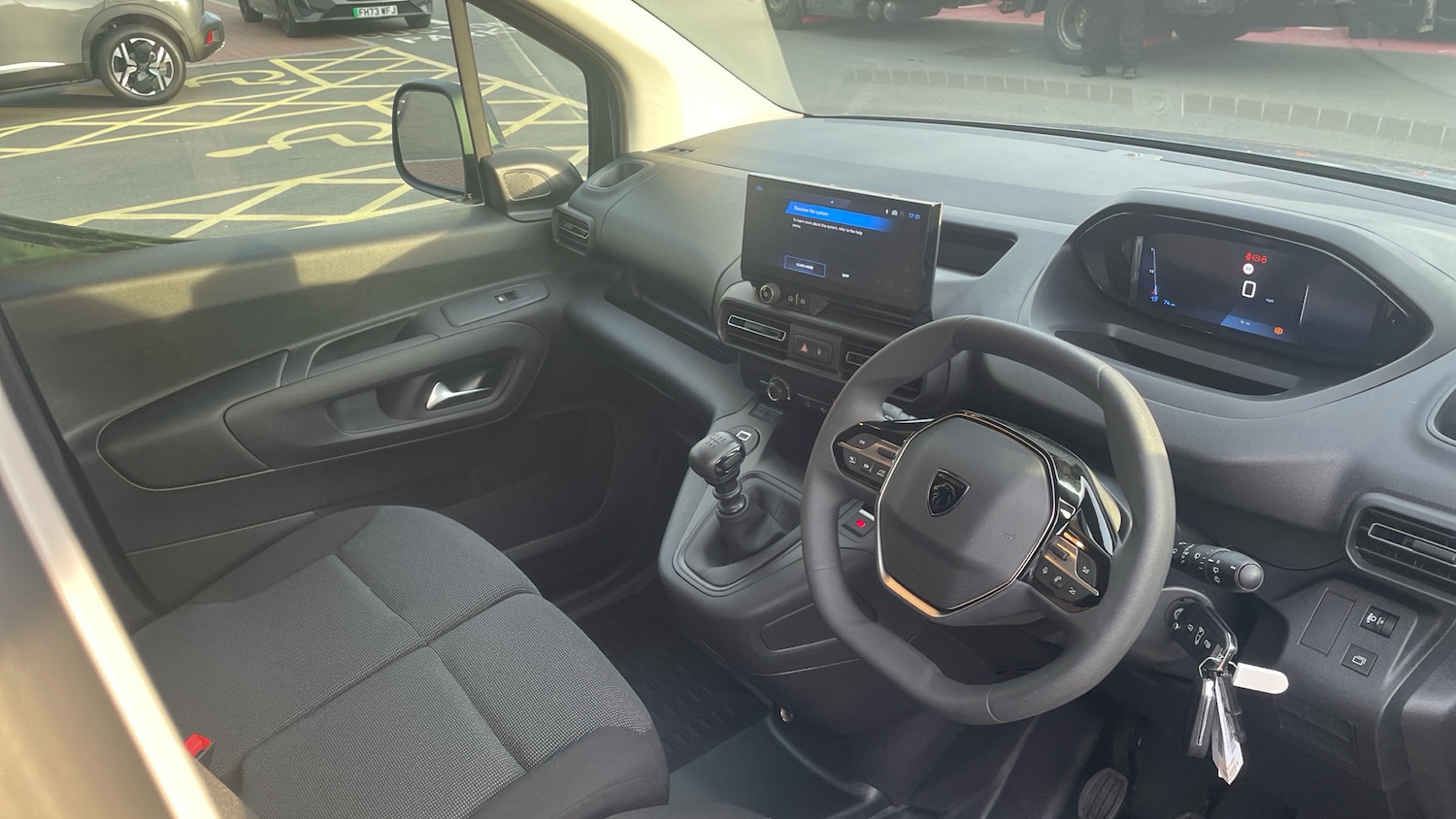 Used Peugeot Partner 2025 for sale - 76061540: Photo 11