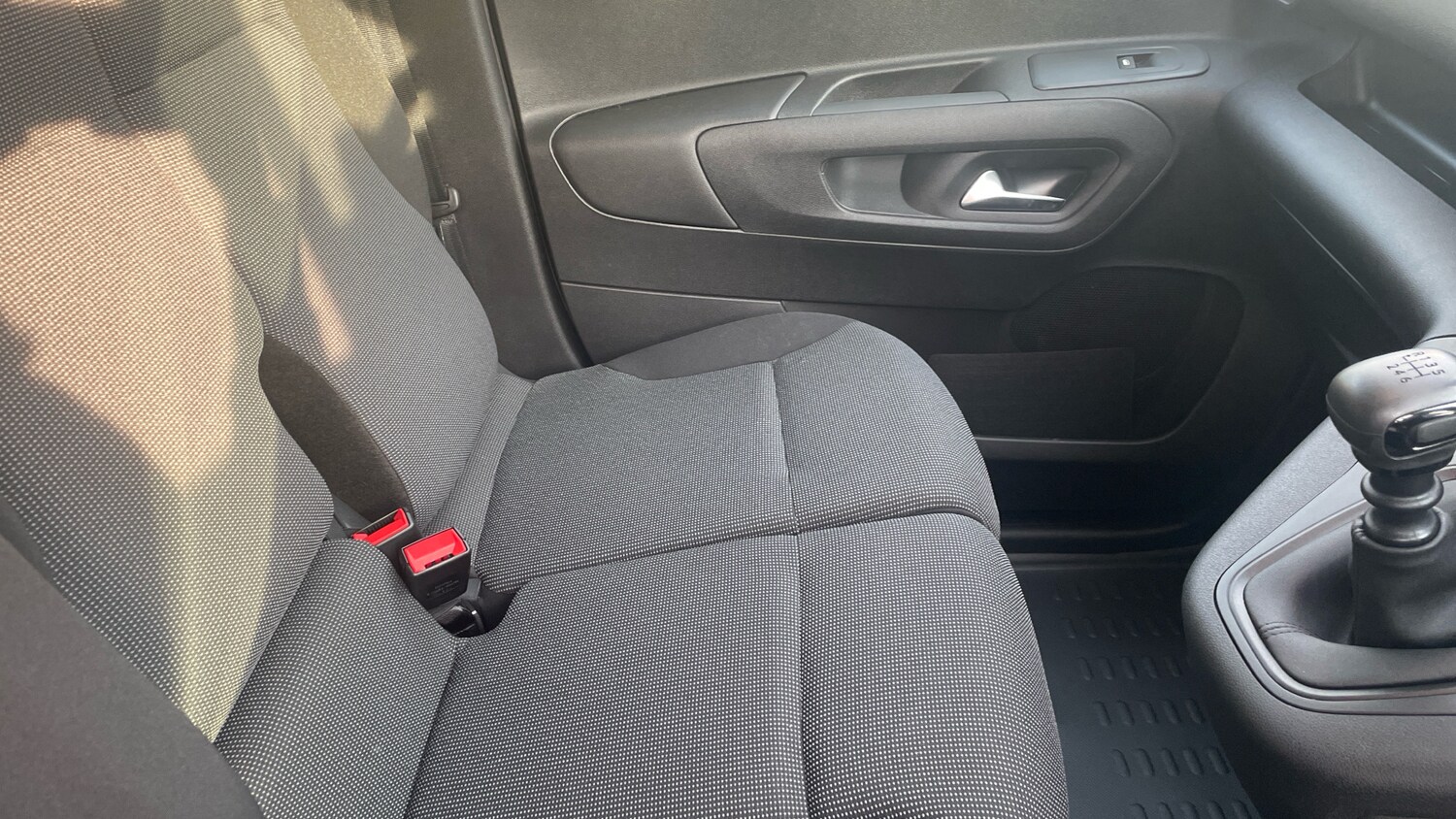Used Peugeot Partner 2025 for sale - 76061540: Photo 4