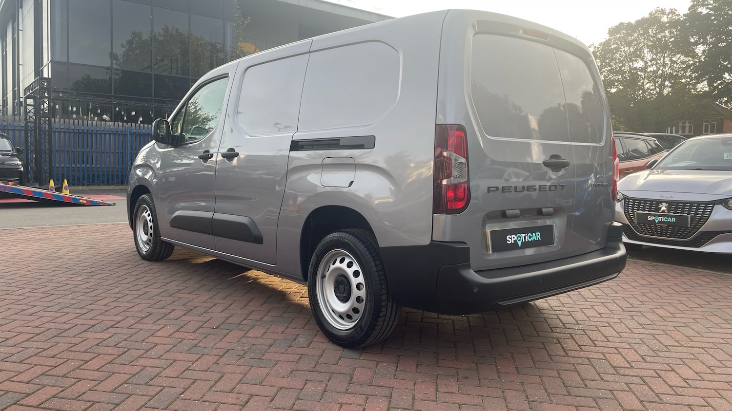 Used Peugeot Partner 2025 for sale - 76061540: Photo 5