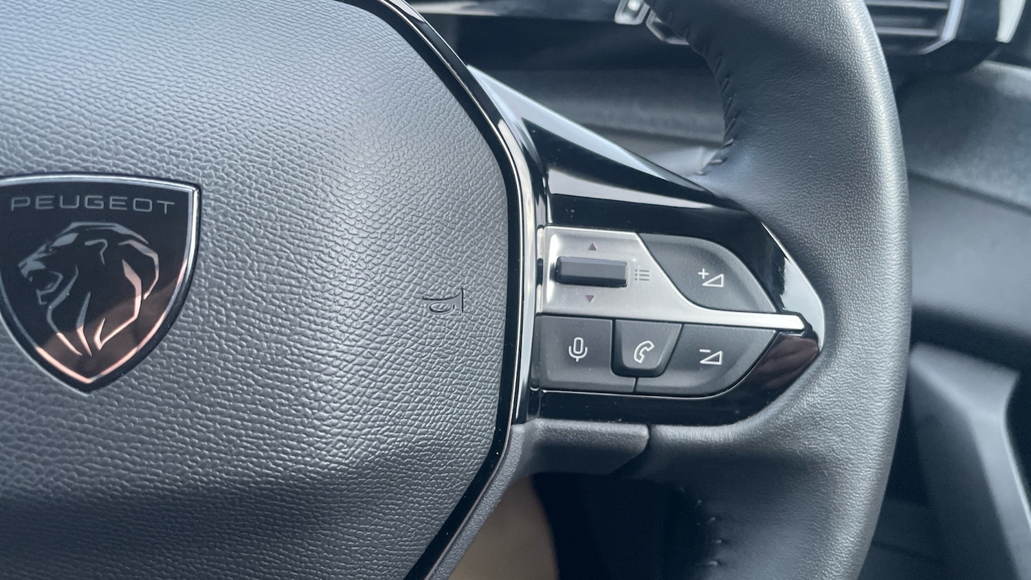 Used Peugeot 308 SW 2024 for sale - 77192827: Photo 24