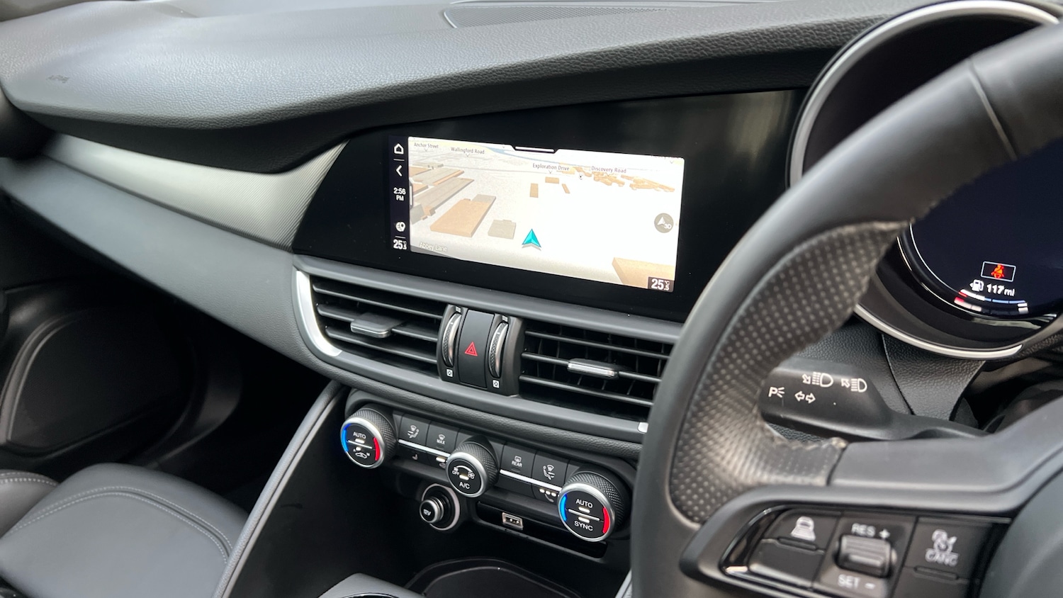 Used Alfa Romeo Giulia 2024 for sale - 77057668: Photo 11