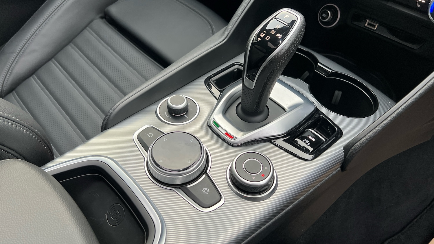 Used Alfa Romeo Giulia 2024 for sale - 77057668: Photo 21