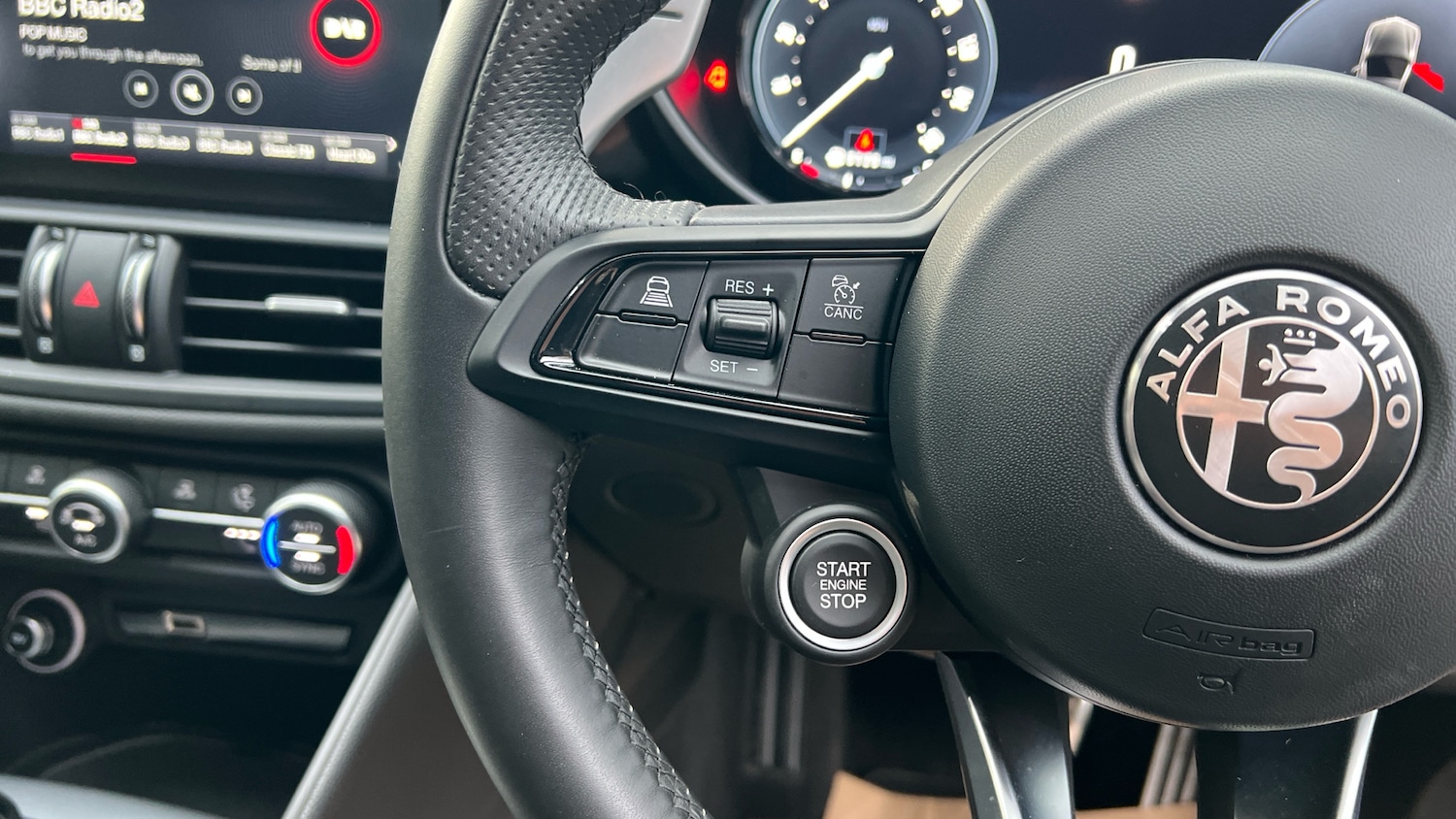 Used Alfa Romeo Giulia 2024 for sale - 77057668: Photo 24