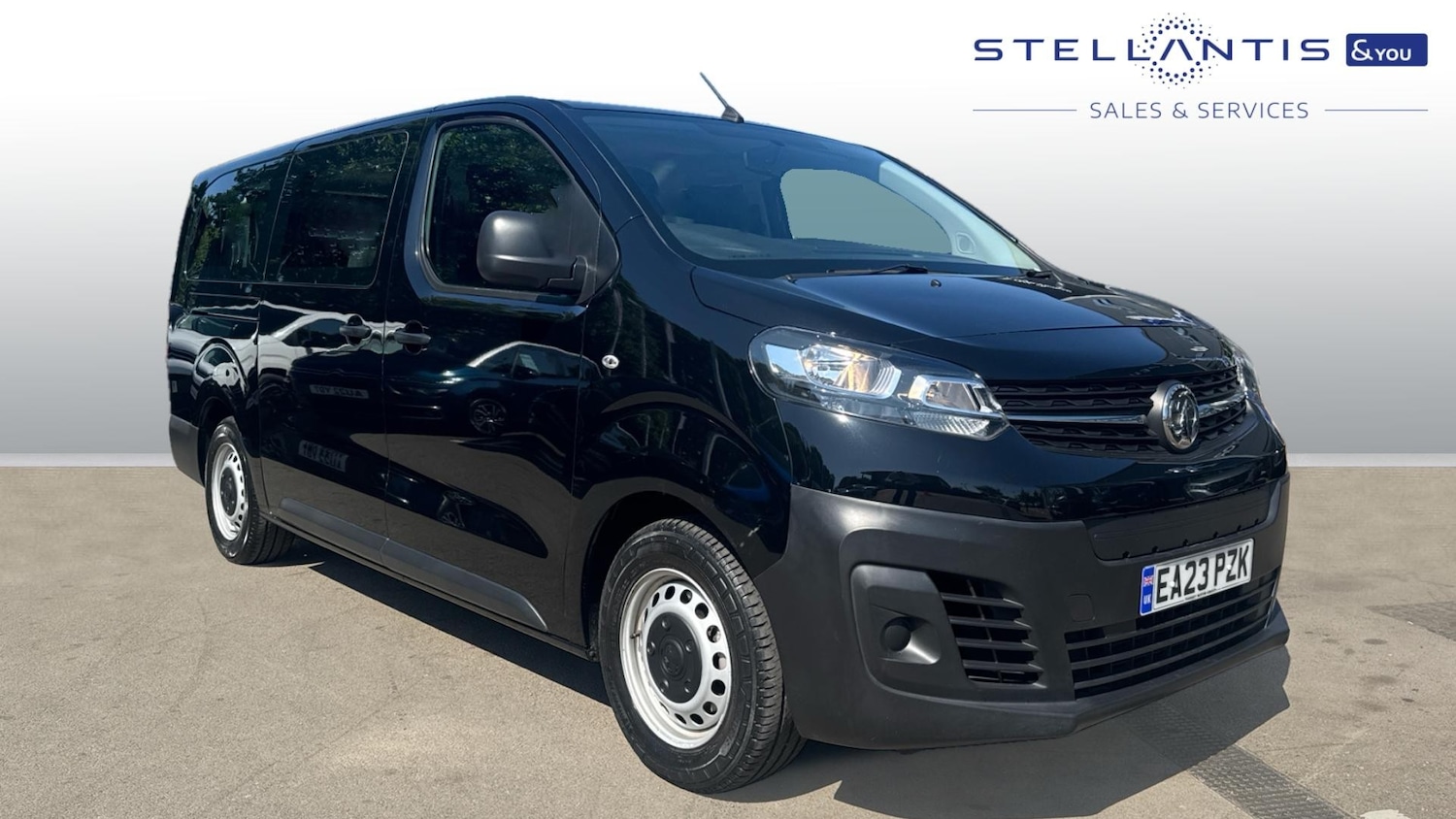 Used Vauxhall Vivaro Life 2023 for sale - 76772593: Photo 1