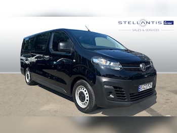 Vauxhall - Vivaro Life