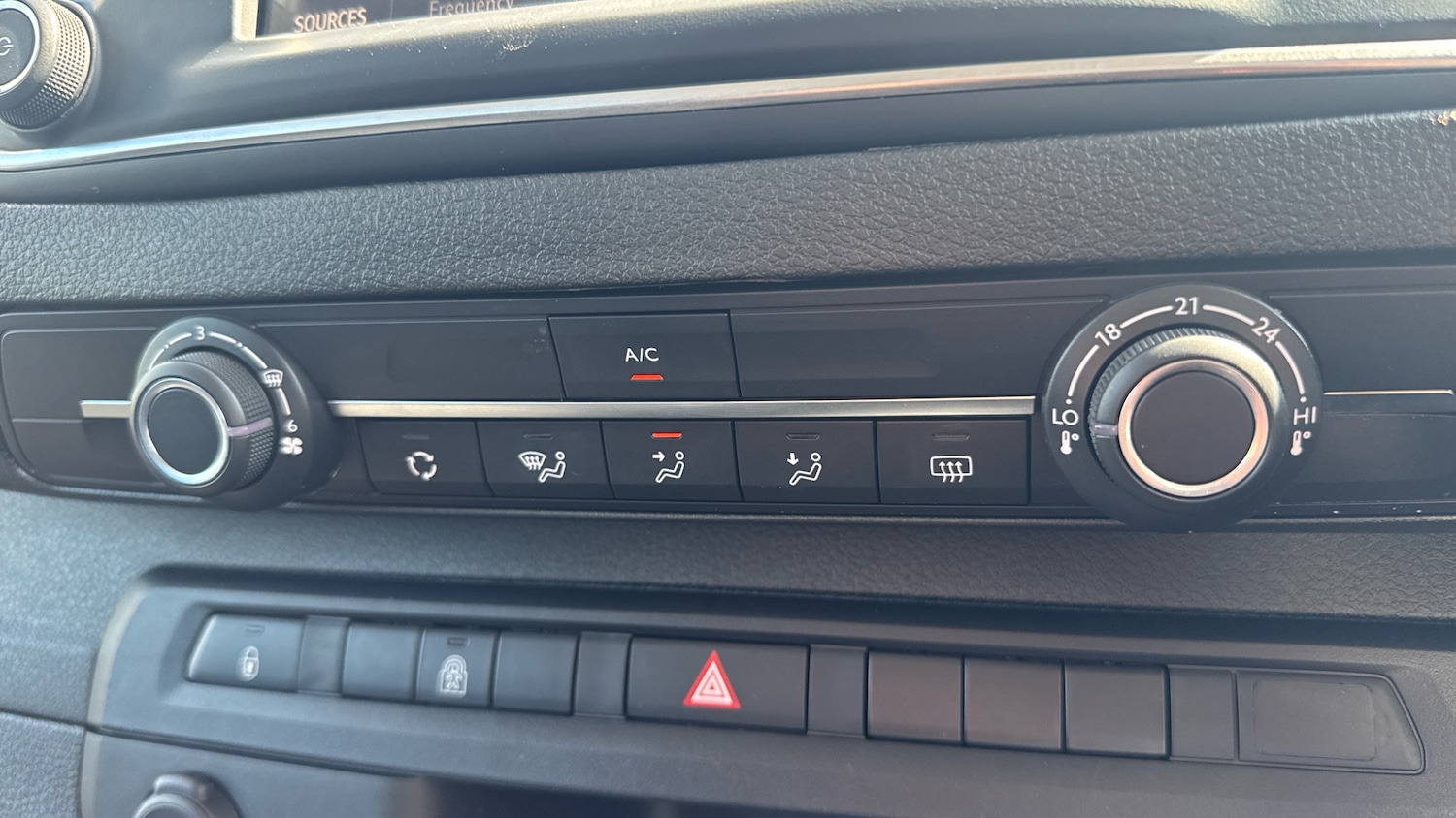 Used Vauxhall Vivaro Life 2023 for sale - 76772593: Photo 24