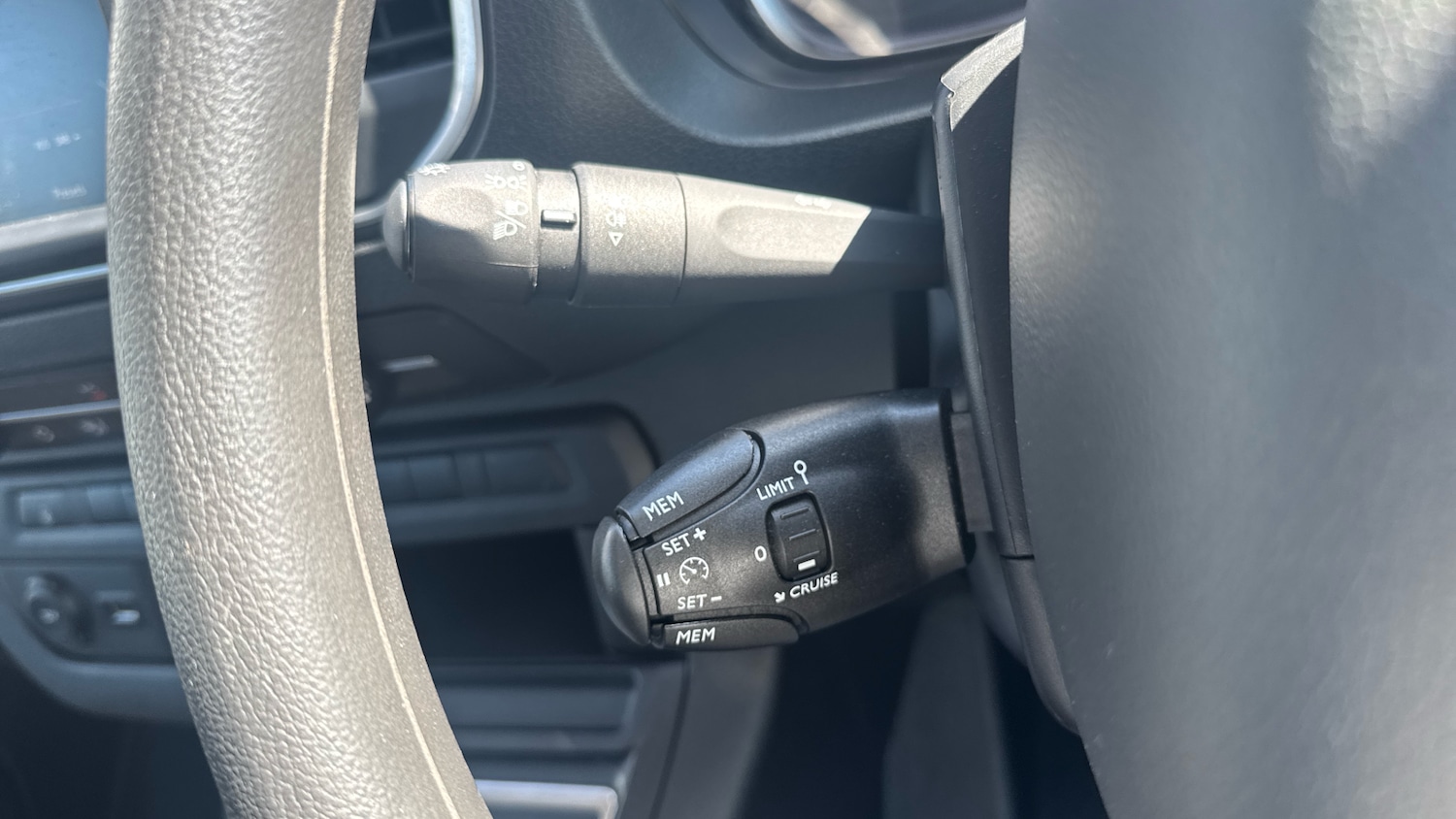 Used Vauxhall Vivaro Life 2023 for sale - 76772593: Photo 28