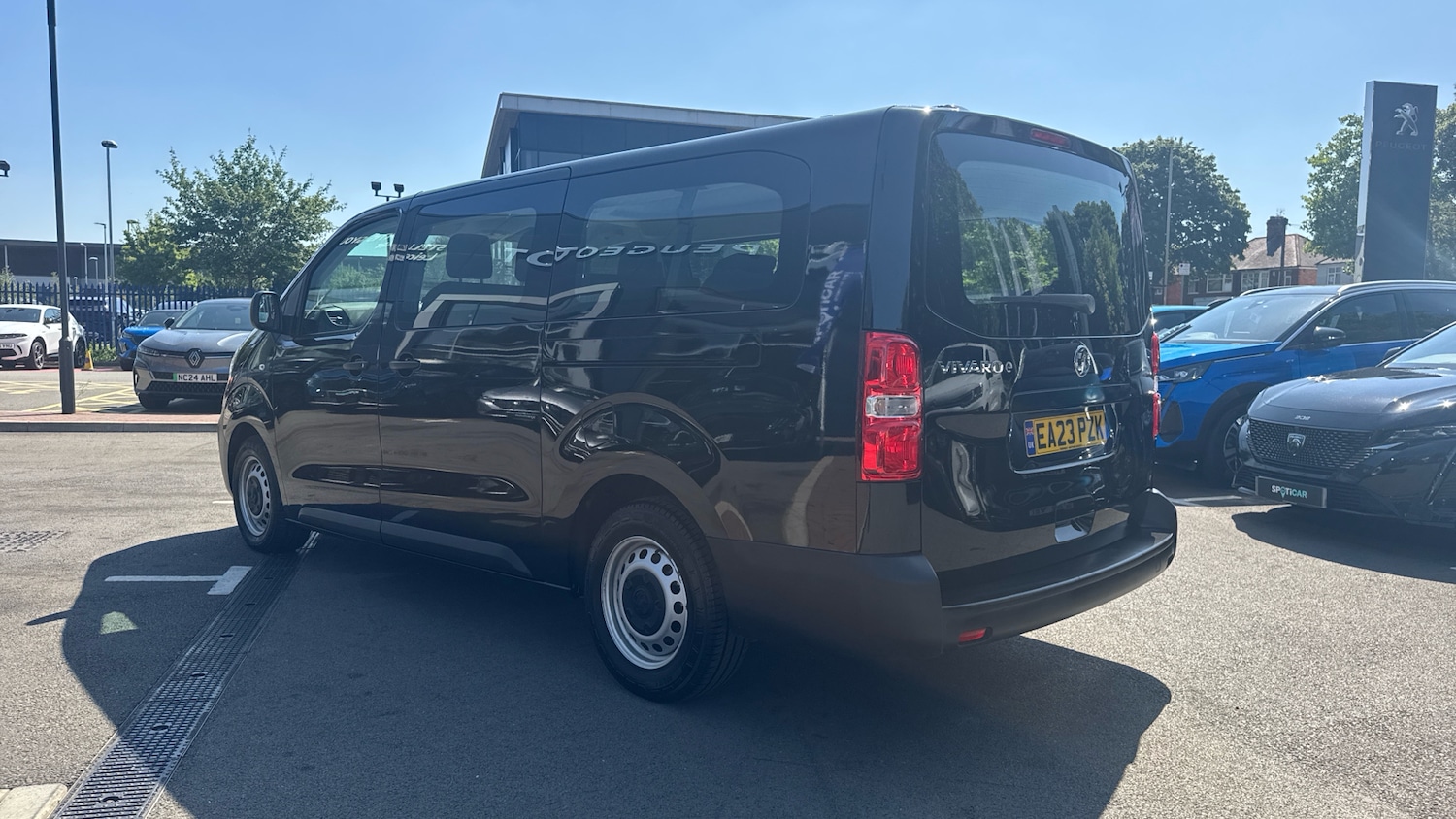 Used Vauxhall Vivaro Life 2023 for sale - 76772593: Photo 5