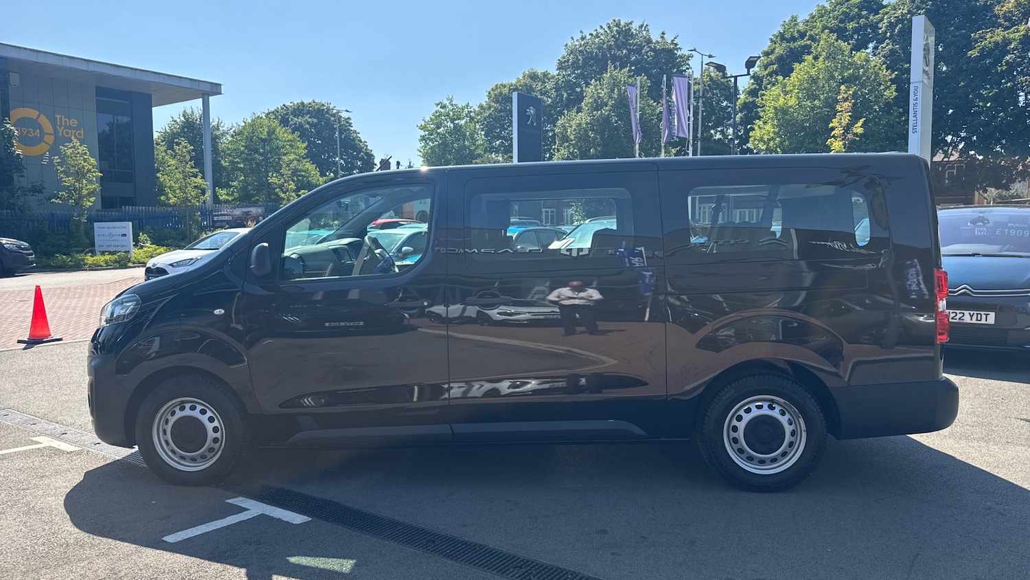 Used Vauxhall Vivaro Life 2023 for sale - 76772593: Photo 6