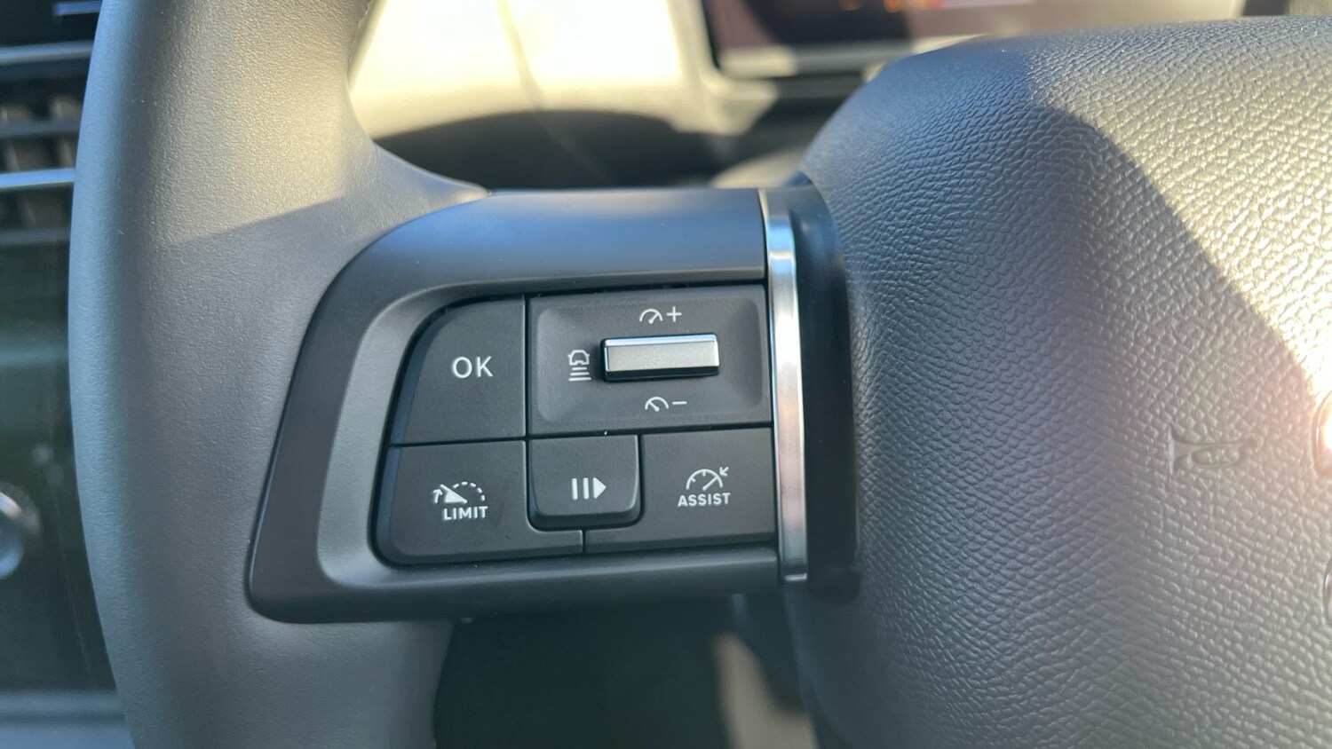 Used Citroen C4 2023 for sale - 76744050: Photo 24