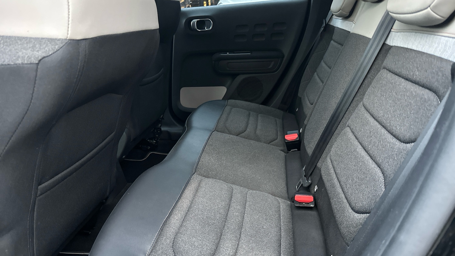 Used Citroen C3 2022 for sale - 76856196: Photo 33