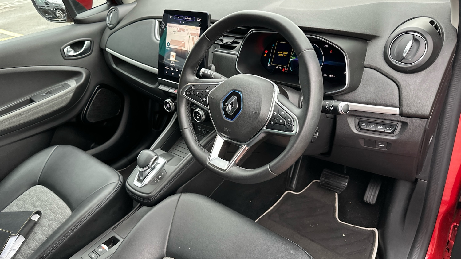 Used Renault Zoe 2020 for sale - 76744080: Photo 12