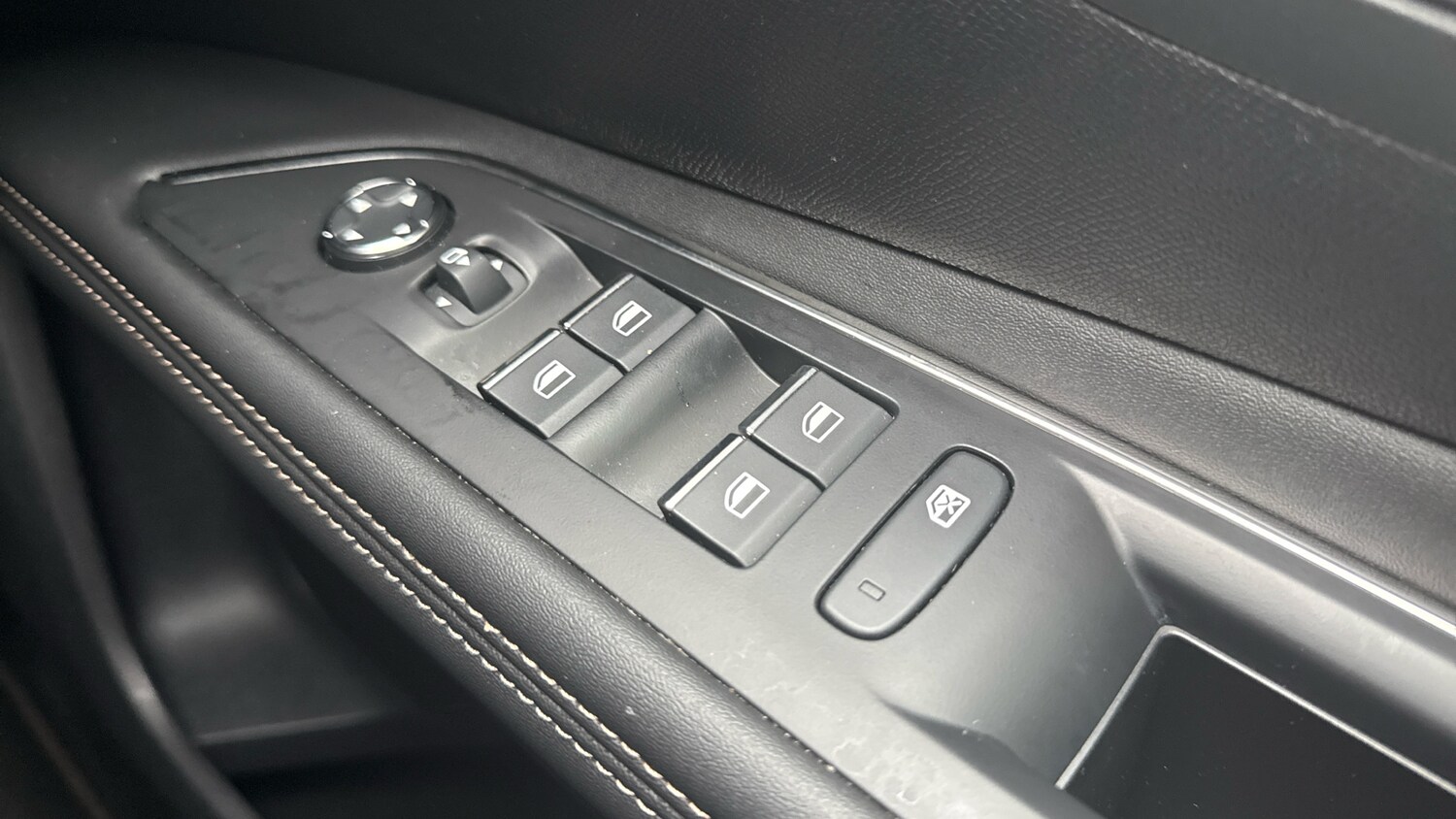 Used Peugeot 3008 2024 for sale - 76168030: Photo 22