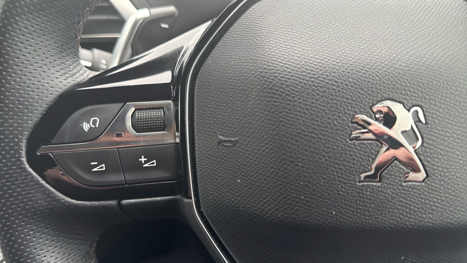 Used Peugeot 3008 2024 for sale - 76168030: Photo 23