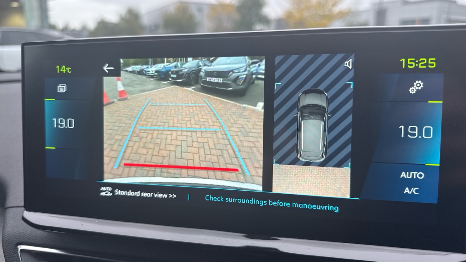 Used Peugeot 3008 2024 for sale - 76168030: Photo 30