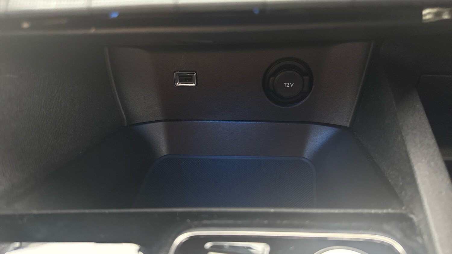 Used Peugeot 3008 2024 for sale - 76168030: Photo 38