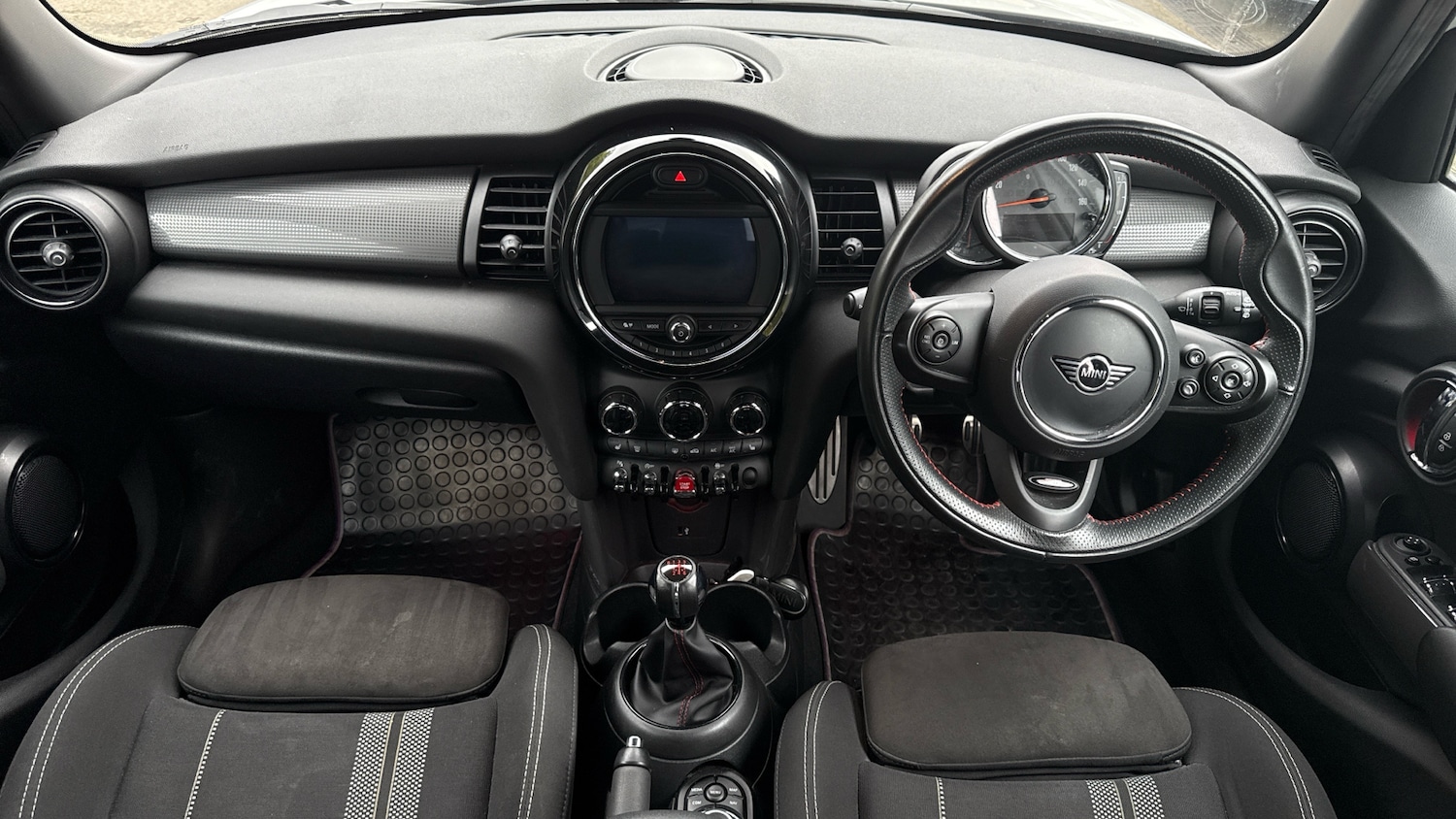 Used MINI Hatch 2020 for sale - 76271372: Photo 4
