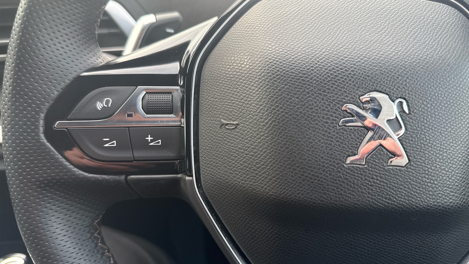 Used Peugeot 3008 2021 for sale - 77192855: Photo 24