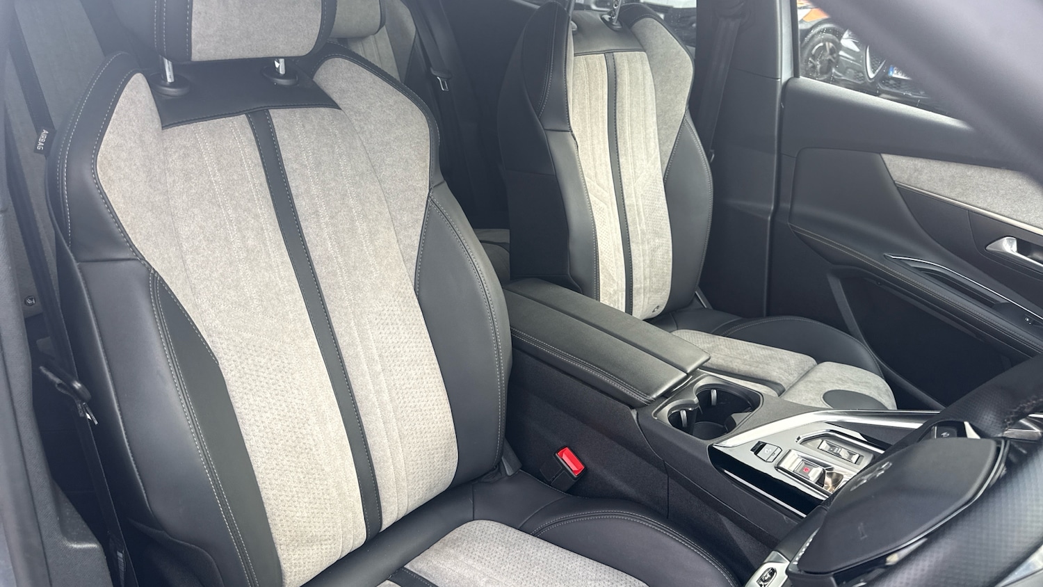 Used Peugeot 3008 2021 for sale - 77192855: Photo 43