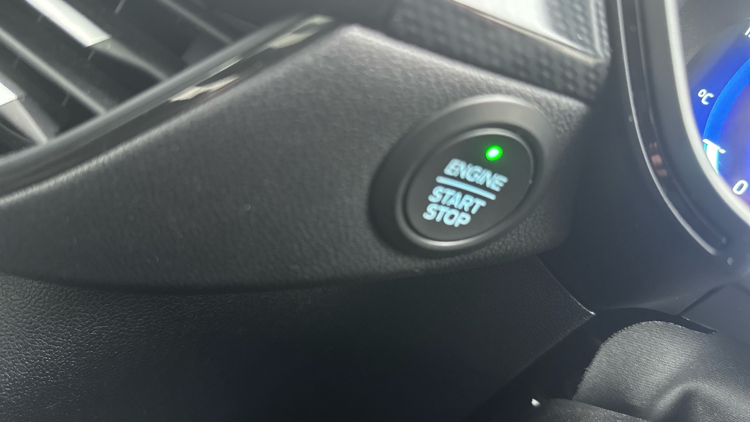 Used Ford Kuga 2022 for sale - 77346207: Photo 38