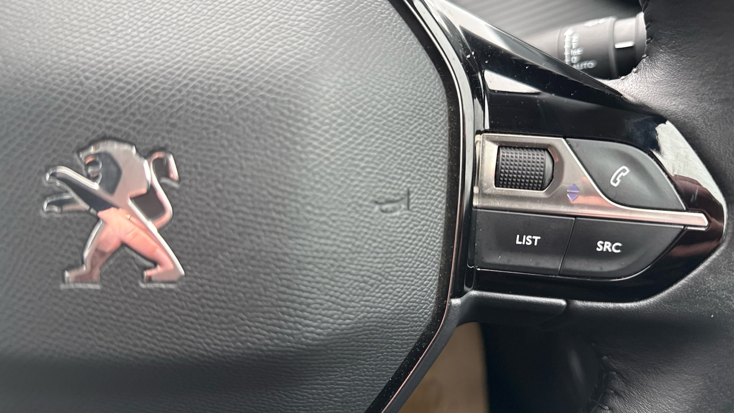 Used Peugeot 2008 2021 for sale - 77638039: Photo 24