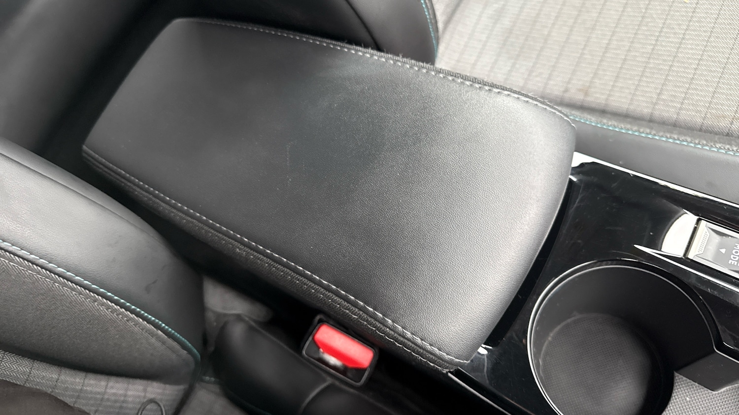 Used Peugeot 2008 2021 for sale - 77638039: Photo 35