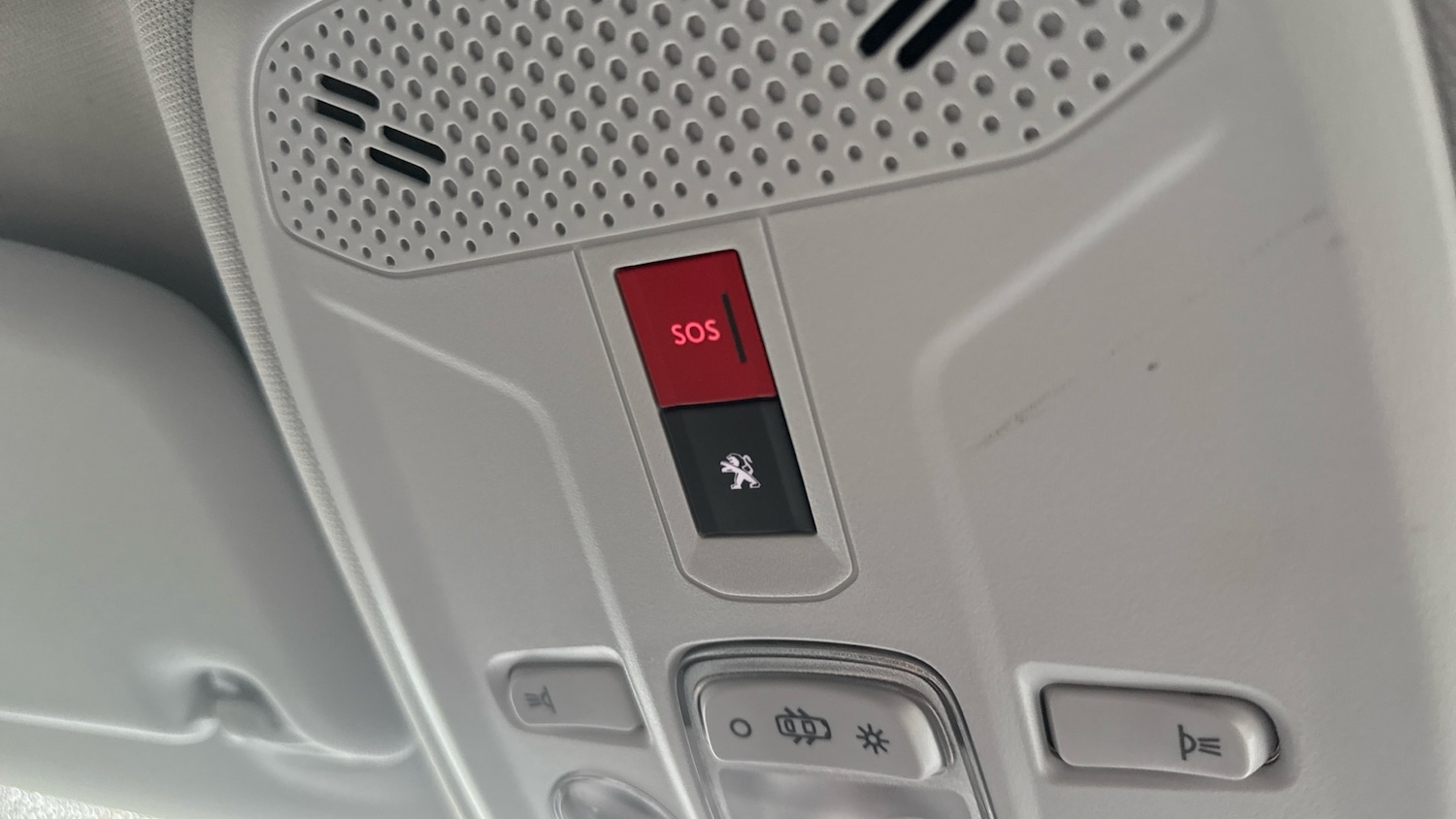 Used Peugeot 2008 2021 for sale - 77638039: Photo 38