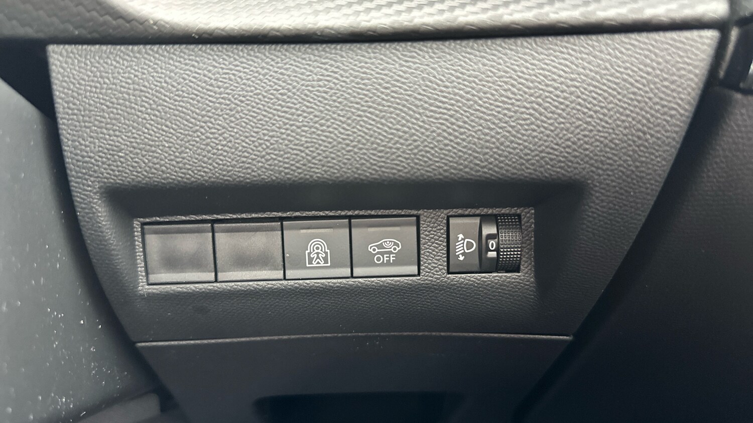 Used Peugeot 208 2024 for sale - 76338268: Photo 34