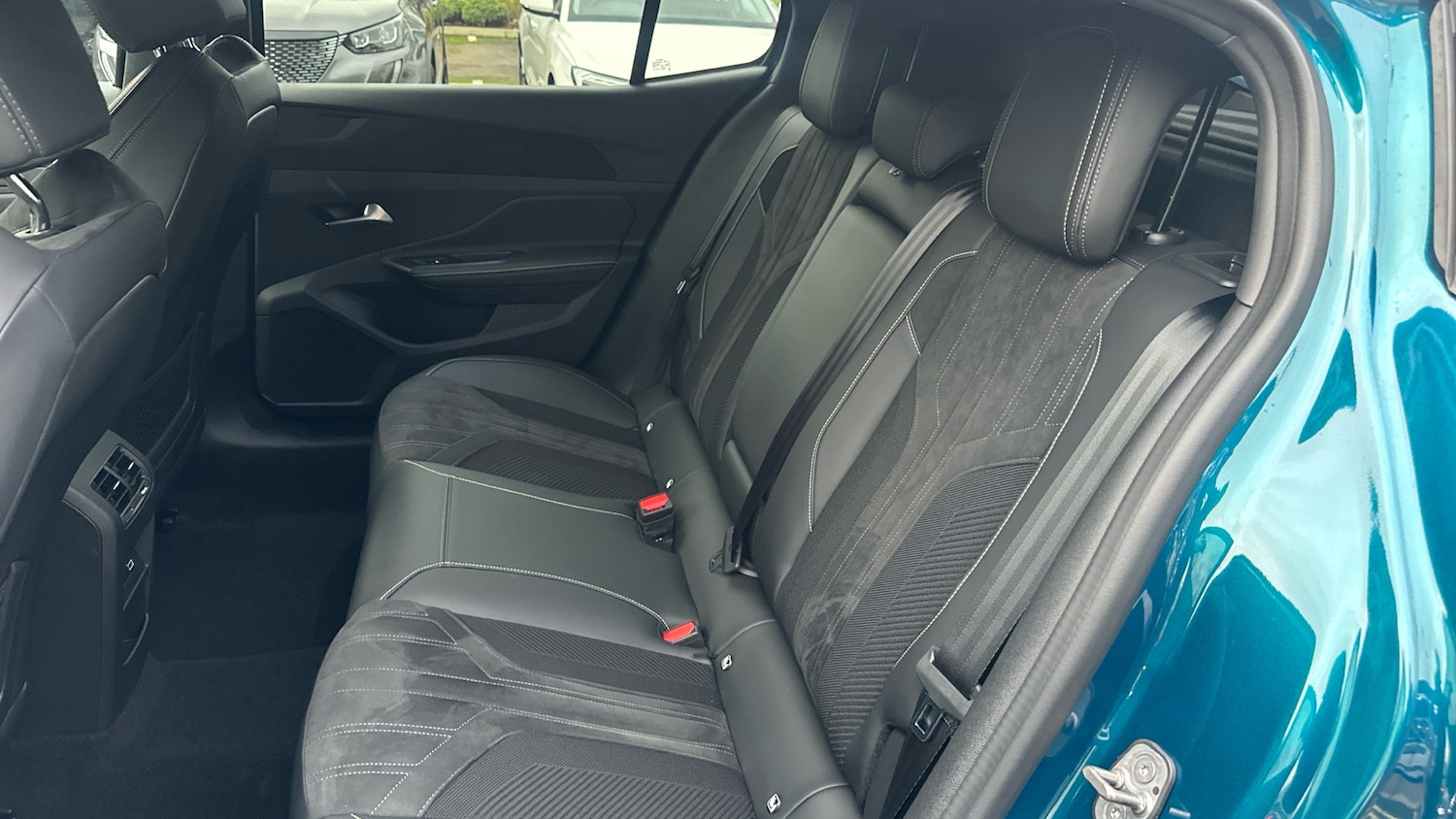 Used Peugeot 408 2024 for sale - 76574299: Photo 33