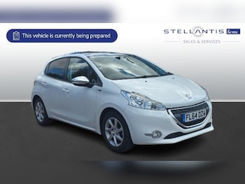 Used Peugeot 208 2014 for sale - 79442492: Photo
