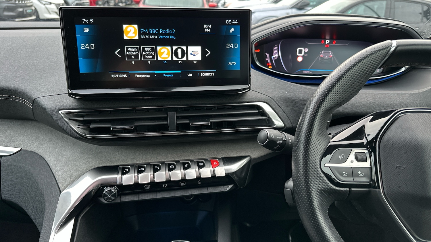 Used Peugeot 3008 2022 for sale - 76966110: Photo 10