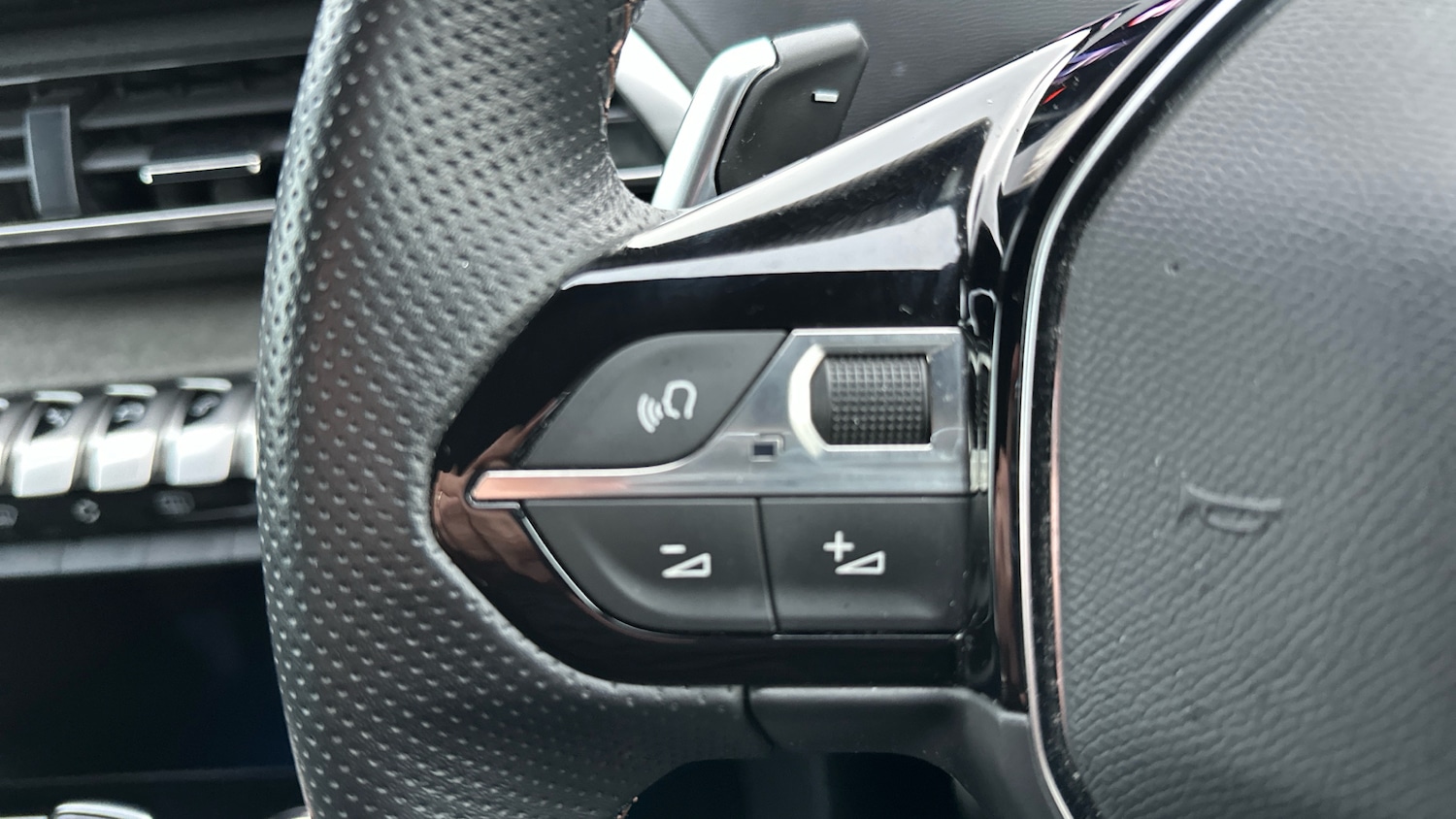 Used Peugeot 3008 2022 for sale - 76966110: Photo 23