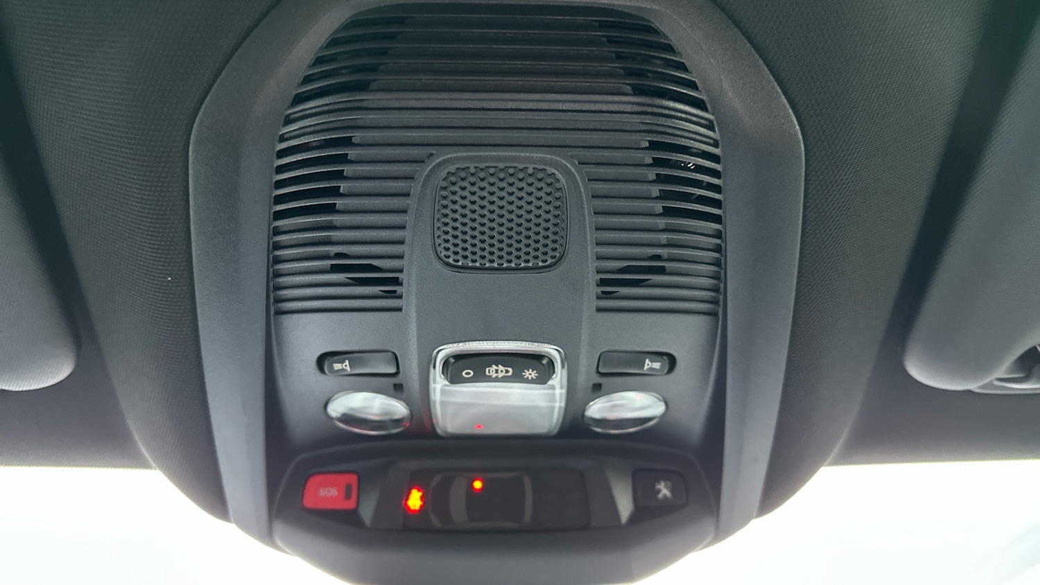 Used Peugeot 3008 2022 for sale - 76966110: Photo 39