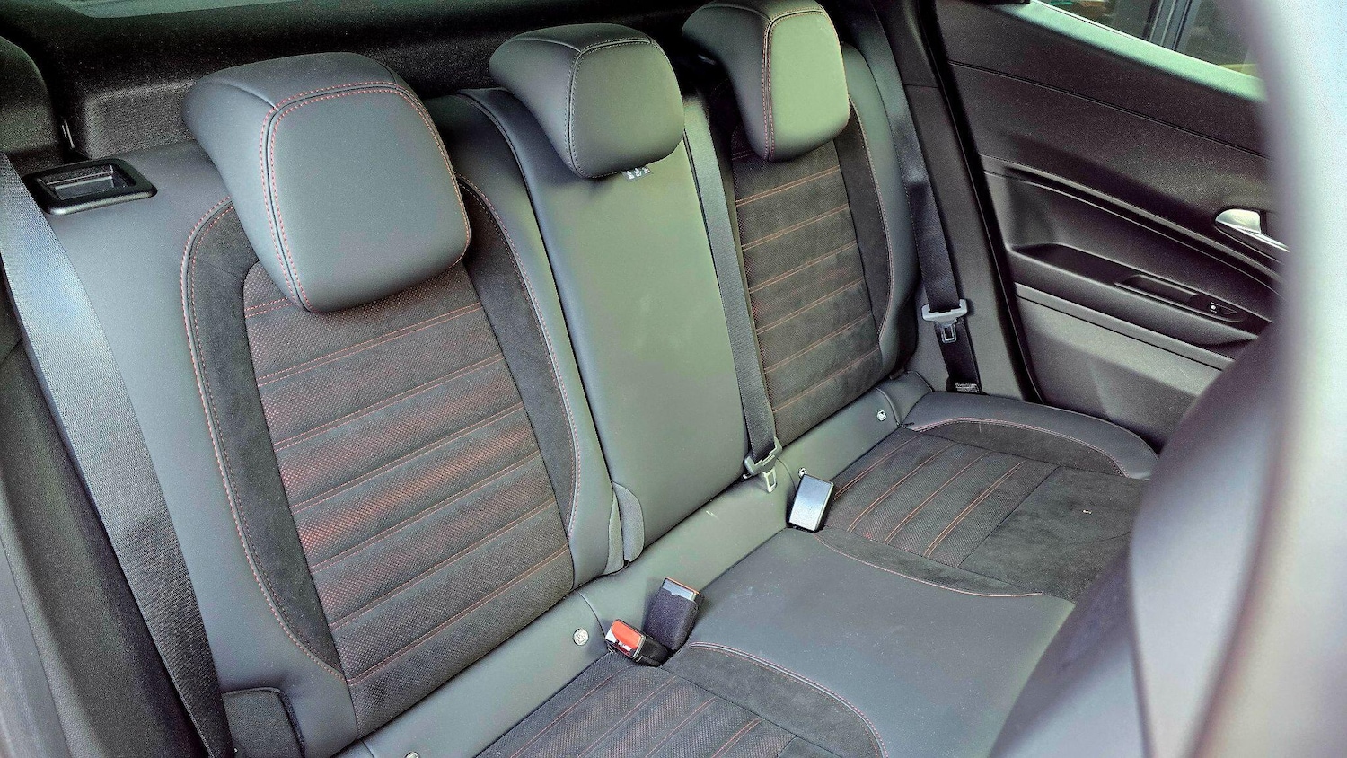 Used Alfa Romeo Junior 2025 for sale - 76574231: Photo 13