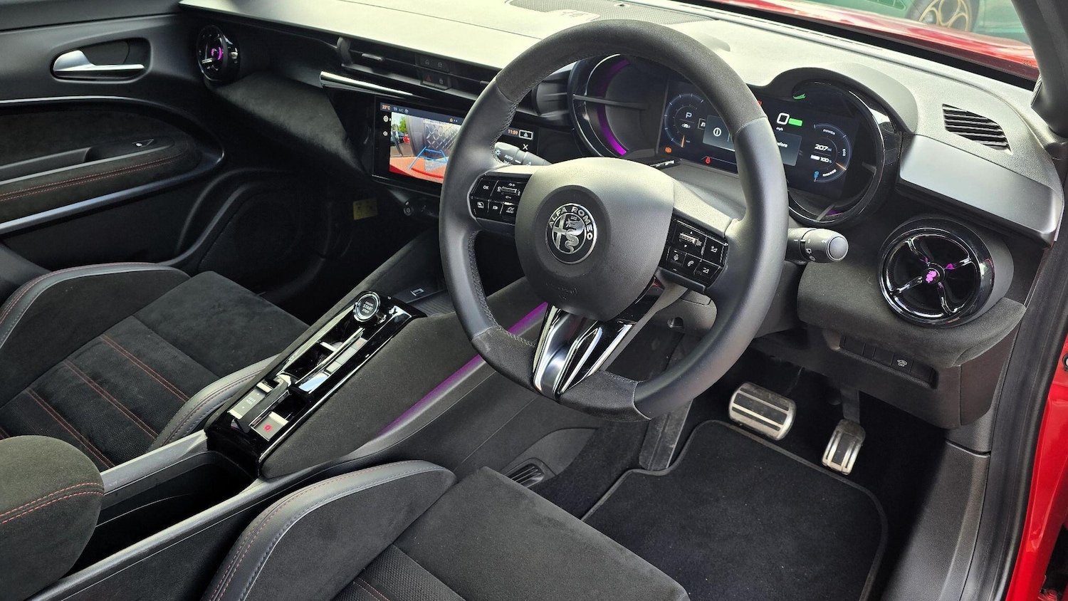 Used Alfa Romeo Junior 2025 for sale - 76574231: Photo 5