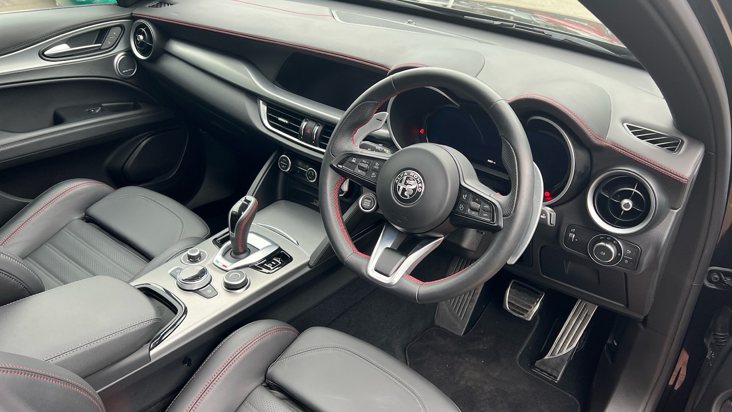 Used Alfa Romeo Stelvio 2023 for sale - 76099805: Photo 11