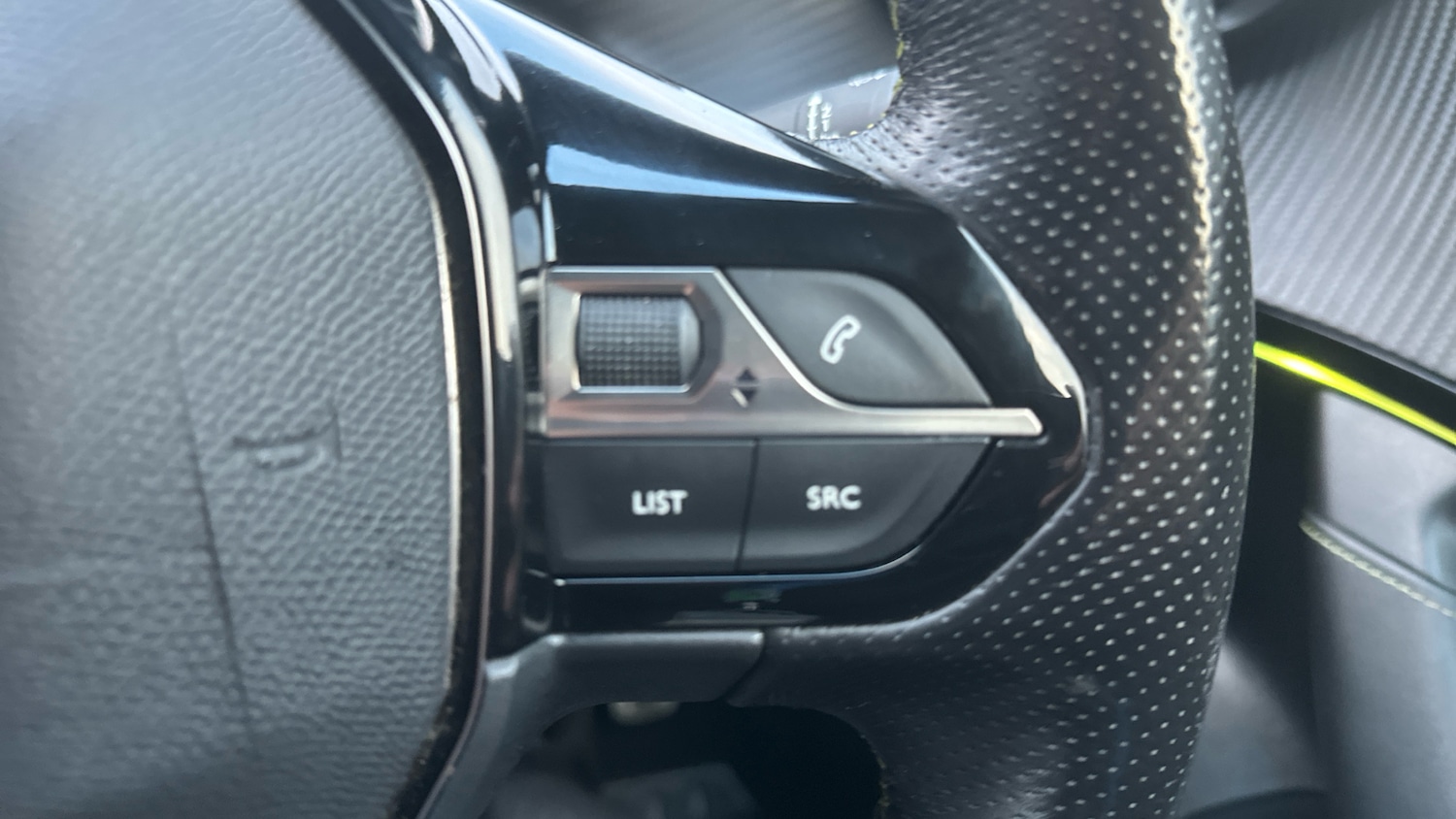 Used Peugeot 2008 2020 for sale - 77239218: Photo 25