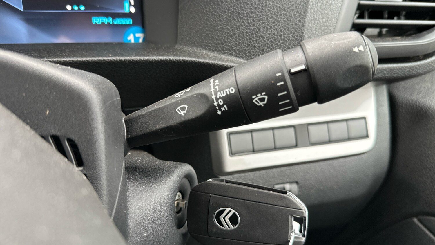 Used Citroen Dispatch 2024 for sale - 76338264: Photo 28