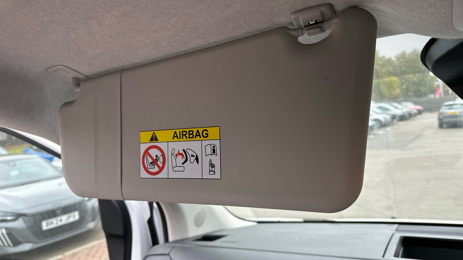 Used Citroen Dispatch 2024 for sale - 76338264: Photo 36